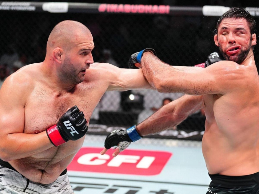UFC thanh lí ngôi sao hạng nặng dù có thành tích tốt